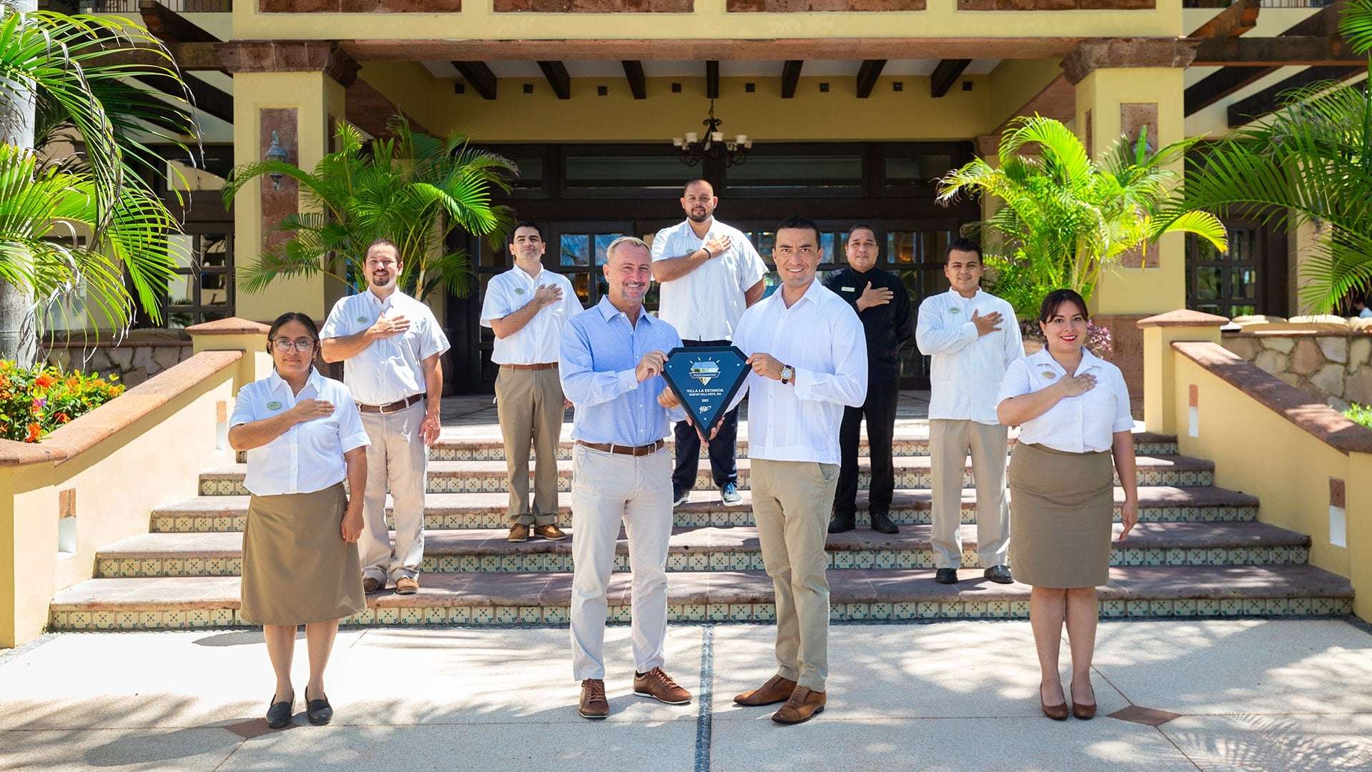 Villa la Estancia Employers, to celebration of four diamond award